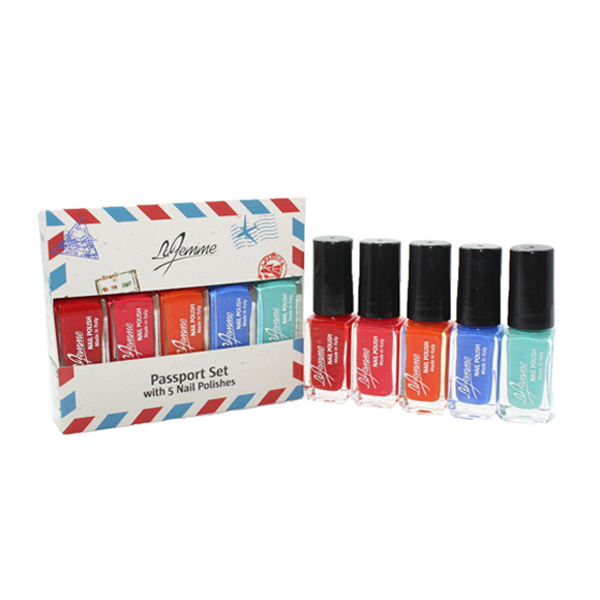 La Femme Passport Set With 5 Nail Polishes Gift Set